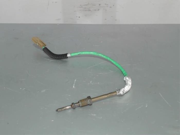 Usagé Sensor température d’échappement Renault Master III (ML) 2.3 dCi 16V Prix € 45,00 Règlement à la marge proposé par Automaterialen Ronald Morien B.V.