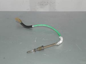 Used Exhaust heat sensor Renault Master IV (ML) 2.3 dCi 16V Price € 45,00 Margin scheme offered by Automaterialen Ronald Morien B.V.