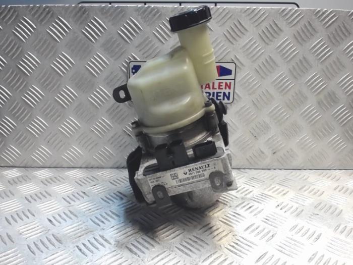 Usagé Pompe direction assistée Dacia Logan MCV II/III/Sandero Wagon 1.0 Sce 12V Prix € 225,00 Règlement à la marge proposé par Automaterialen Ronald Morien B.V.
