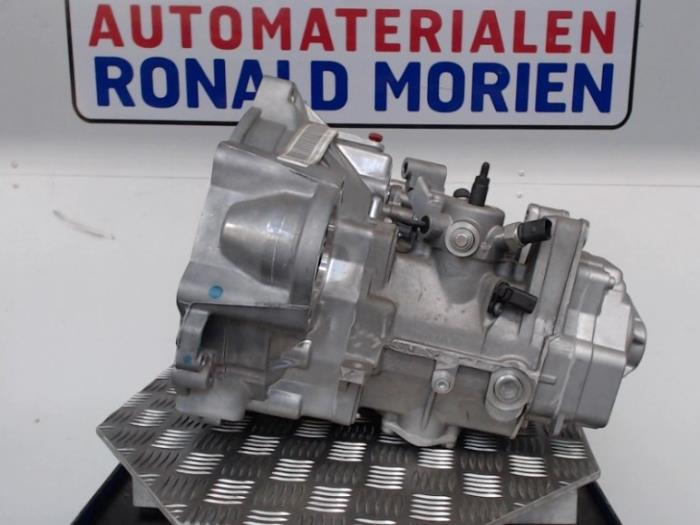 Gearbox Audi Q2 02S300053E TJZ