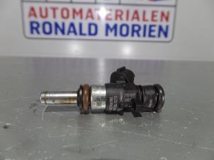 Used Injector (petrol injection) Volkswagen Tiguan (AD1) 2.0 TSI 16V BlueMotion Technology 4Motion Price € 19,00 Margin scheme offered by Automaterialen Ronald Morien B.V.