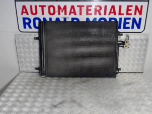 Used Air conditioning condenser Landrover Range Rover Evoque (LVJ/LVS) 2.2 SD4 16V Price € 75,00 Margin scheme offered by Automaterialen Ronald Morien B.V.