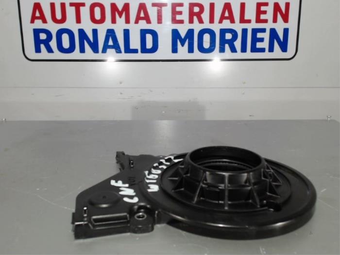 Usagé Couvercle de distribution Volkswagen Amarok 2.0 BiTDI 16V 140 Prix € 12,10 Prix TTC proposé par Automaterialen Ronald Morien B.V.