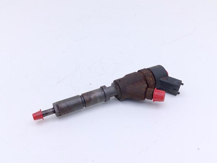 Usagé Injecteurs Peugeot 306 Break (7E) 2.0 HDi Prix € 30,00 Règlement à la marge proposé par Automaterialen Ronald Morien B.V.