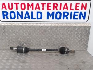 Used Drive shaft, rear left BMW 3 serie (F30) 320i 2.0 16V Price € 145,00 Margin scheme offered by Automaterialen Ronald Morien B.V.