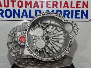 Inspektierte Getriebe Opel Vivaro Preis € 1.633,50 Mit Mehrwertsteuer angeboten von Automaterialen Ronald Morien B.V.