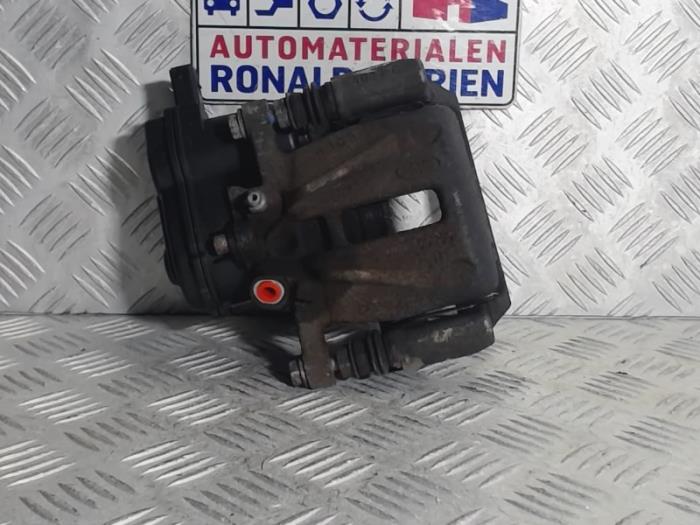Rear brake calliper, right from a Land Rover Range Rover Evoque (LVJ/LVS) 2.2 SD4 16V 2015