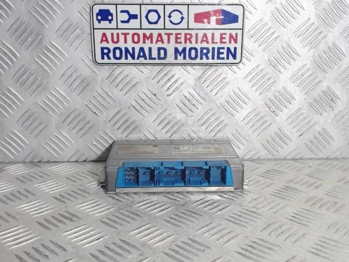 Ordenador de caja automática de un BMW 5 serie Touring (E39) 525d 24V 2003