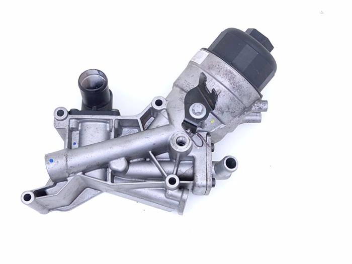Gebrauchte Ölfiltergehäuse Opel Corsa D 1.3 CDTi 16V ecoFLEX Preis € 42,35 Mit Mehrwertsteuer angeboten von Automaterialen Ronald Morien B.V.