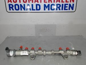 Used Fuel distributor Opel Corsa D 1.3 CDTi 16V ecoFLEX Price € 114,95 Inclusive VAT offered by Automaterialen Ronald Morien B.V.