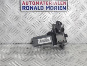 Używane Silnik fotela Volvo V40 (MV) 1.5 T3 16V Geartronic Cena € 30,00 Procedura marży oferowane przez Automaterialen Ronald Morien B.V.