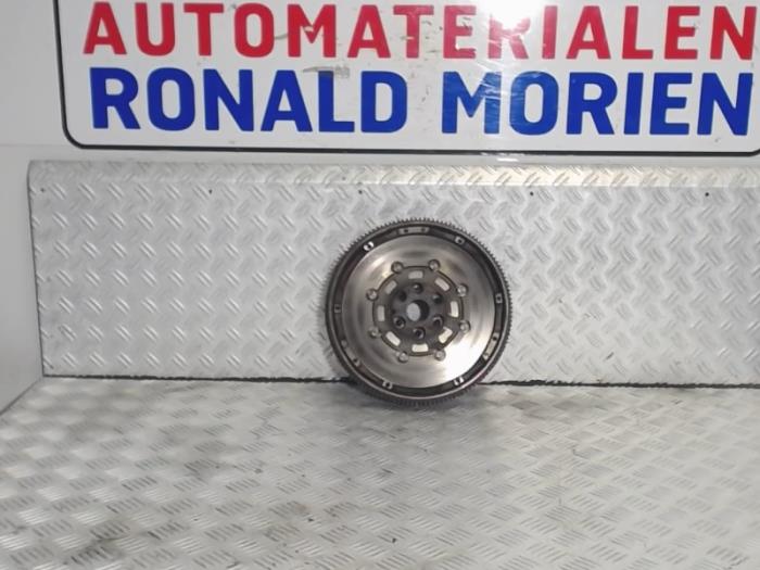 Used Flywheel Seat Altea (5P1) 1.9 TDI Price € 195,00 Margin scheme offered by Automaterialen Ronald Morien B.V.