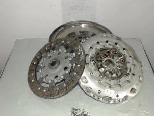 New Clutch kit (complete) Nissan Qashqai (J11) 1.6 dCi Price € 544,50 Inclusive VAT offered by Automaterialen Ronald Morien B.V.