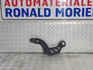 Used Rear upper wishbone, left Mercedes A (W176) 2.2 A-220 d 16V Price € 15,00 Margin scheme offered by Automaterialen Ronald Morien B.V.