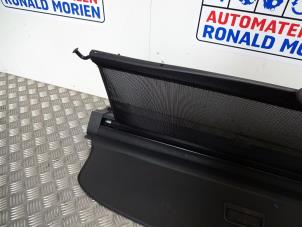 Usagé Bâche coffre à bagages Audi A4 Avant (B6) 2.5 TDI 24V Prix € 55,00 Règlement à la marge proposé par Automaterialen Ronald Morien B.V.