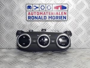 Używane Panel sterowania nagrzewnicy Fiat 500L (199) Cena € 95,00 Procedura marży oferowane przez Automaterialen Ronald Morien B.V.