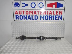 Used Front drive shaft, right Peugeot 206 (2A/C/H/J/S) 1.6 16V Price € 30,00 Margin scheme offered by Automaterialen Ronald Morien B.V.