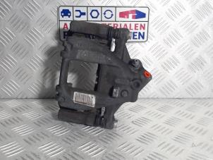 Used Rear brake calliper, right Volkswagen Crafter Price € 65,00 Margin scheme offered by Automaterialen Ronald Morien B.V.