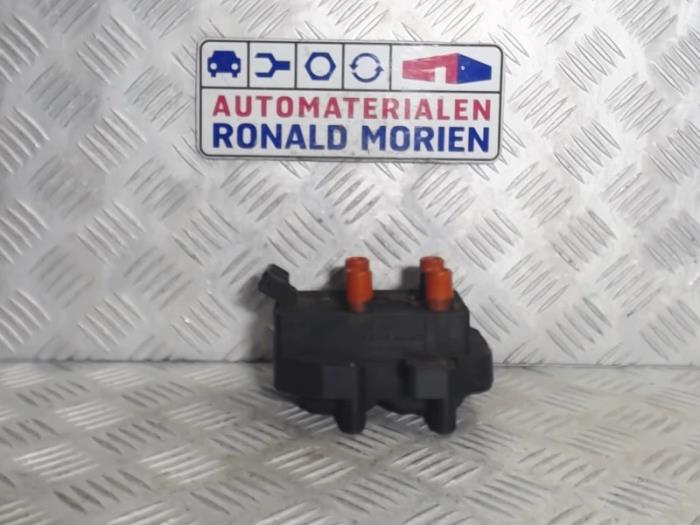 Usagé Bobine Peugeot 306 (7A/C/S) 1.4 XN,XR,XA,XRA Prix € 25,00 Règlement à la marge proposé par Automaterialen Ronald Morien B.V.