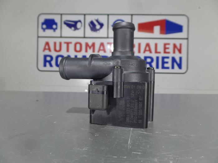 Begagnade Extra vattenpump Volkswagen Touareg 3.0 TDI 286 V6 24V Pris € 54,99 Inklusive moms erbjuds av Automaterialen Ronald Morien B.V.