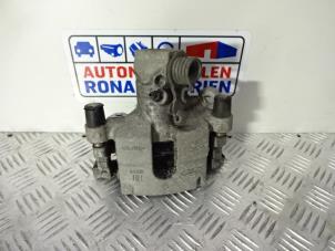 Used Rear brake calliper, right Ford Fiesta 7 Price € 59,00 Margin scheme offered by Automaterialen Ronald Morien B.V.