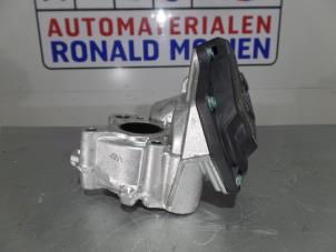 Used EGR valve Mercedes B (W246,242) 2.1 B-200 CDI BlueEFFICIENCY, B-200d 16V Price € 95,00 Margin scheme offered by Automaterialen Ronald Morien B.V.