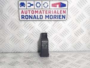 Używane Przekaznik swiec zarowych Renault Trafic (1FL/2FL/3FL/4FL) Cena € 15,00 Procedura marży oferowane przez Automaterialen Ronald Morien B.V.