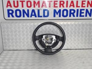 Used Steering wheel Volkswagen Fox (5Z) 1.2 Price € 29,00 Margin scheme offered by Automaterialen Ronald Morien B.V.