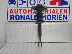 Used Rear shock absorber rod, left Audi A4 Price € 75,00 Margin scheme offered by Automaterialen Ronald Morien B.V.
