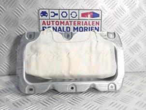 Usagé Airbag droite (tableau de bord) Ford Fiesta Prix € 49,00 Règlement à la marge proposé par Automaterialen Ronald Morien B.V.