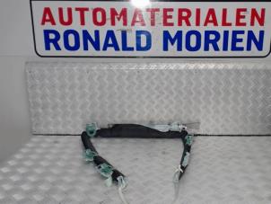 Used Roof curtain airbag, right Alfa Romeo MiTo (955) 1.3 JTDm 16V Eco Price € 95,00 Margin scheme offered by Automaterialen Ronald Morien B.V.