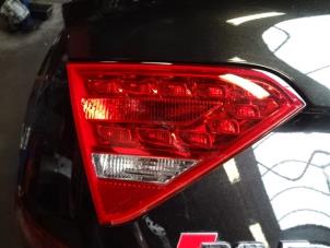 Gebrauchte Rücklicht links Audi RS 5 (8T3) 4.2 V8 32V Preis € 75,00 Margenregelung angeboten von Automaterialen Ronald Morien B.V.