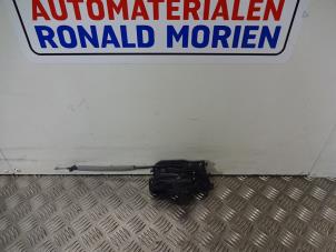 Used Rear door lock mechanism 4-door, left Ford Fiesta 7 Price € 29,00 Margin scheme offered by Automaterialen Ronald Morien B.V.