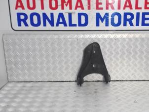 Used Front wishbone, right Renault Twingo II (CN) 1.5 dCi 90 FAP Price € 25,00 Margin scheme offered by Automaterialen Ronald Morien B.V.