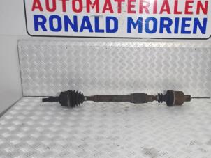 Used Front drive shaft, right Volvo V40 (VW) 1.8 16V Price € 25,00 Margin scheme offered by Automaterialen Ronald Morien B.V.