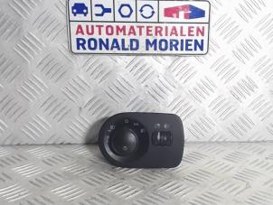 Używane Przelacznik swiatel Seat Leon (1P1) 2.0 TDI 16V Cena € 15,00 Procedura marży oferowane przez Automaterialen Ronald Morien B.V.