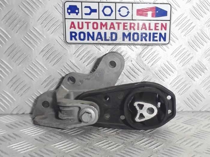 Used Engine mount Ford Fiesta 7 1.0 EcoBoost 12V 125 Price € 29,00 Margin scheme offered by Automaterialen Ronald Morien B.V.