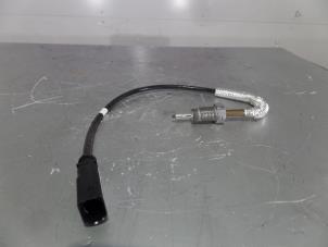 New Exhaust heat sensor Volkswagen Crafter (SY) 2.0 TDI Price € 60,00 Inclusive VAT offered by Automaterialen Ronald Morien B.V.