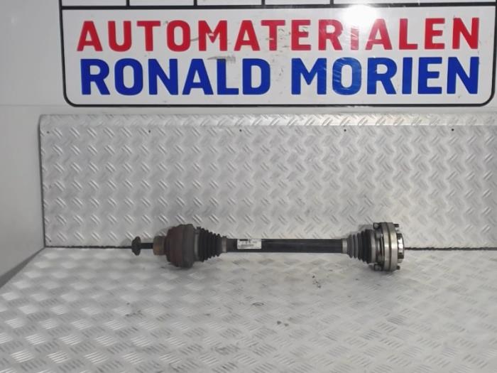 Gebrauchte Antriebswelle rechts hinten Audi RS 5 (8T3) RS5 4.2 V8 32V Preis € 35,00 Margenregelung angeboten von Automaterialen Ronald Morien B.V.