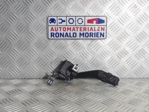 Usados Interruptor de limpiaparabrisas Volkswagen Golf Plus (5M1/1KP) 1.6 Precio € 25,00 Norma de margen ofrecido por Automaterialen Ronald Morien B.V.