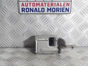 Usados Sirena de alarma Opel Insignia Grand Sport 1.6 CDTI 16V 136 Precio € 10,00 Norma de margen ofrecido por Automaterialen Ronald Morien B.V.