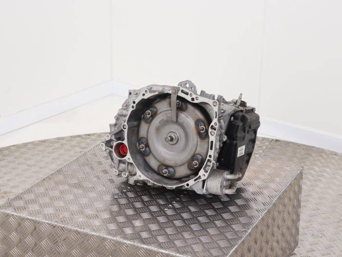 Getriebe van een Volvo V40 Cross Country (MZ) 1.5 T3 16V Geartronic 2018
