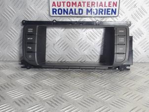 Used Radio control panel Landrover Range Rover Evoque (LVJ/LVS) Price € 55,00 Margin scheme offered by Automaterialen Ronald Morien B.V.