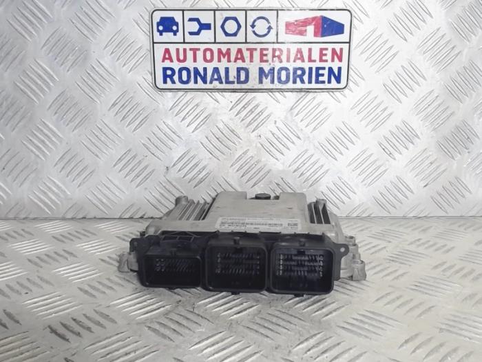Used Engine management computer Landrover Range Rover Evoque (LVJ/LVS) 2.2 SD4 16V 5-drs. Price € 149,00 Margin scheme offered by Automaterialen Ronald Morien B.V.
