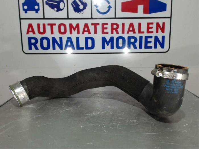 Gebrauchte Intercooler Rohr Volkswagen Touareg (7PA/PH) 3.0 TDI V6 24V Preis € 114,95 Mit Mehrwertsteuer angeboten von Automaterialen Ronald Morien B.V.