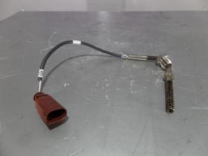 Used Exhaust heat sensor Volkswagen Touareg (7PA/PH) 3.0 TDI V6 24V Price € 90,75 Inclusive VAT offered by Automaterialen Ronald Morien B.V.