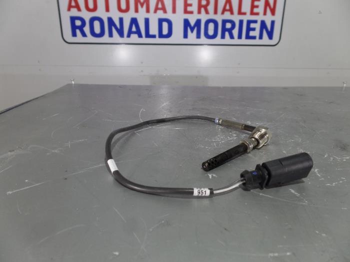 Gebrauchte Auspuff Temperatursensor Volkswagen Touareg (7PA/PH) 3.0 TDI V6 24V Preis € 90,75 Mit Mehrwertsteuer angeboten von Automaterialen Ronald Morien B.V.