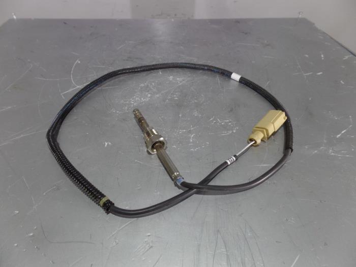 Gebrauchte Auspuff Temperatursensor Volkswagen Touareg (7PA/PH) 3.0 TDI V6 24V Preis € 90,75 Mit Mehrwertsteuer angeboten von Automaterialen Ronald Morien B.V.