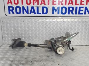 Used Steering column housing Renault Clio II (BB/CB) 1.4 16V Price € 125,00 Margin scheme offered by Automaterialen Ronald Morien B.V.