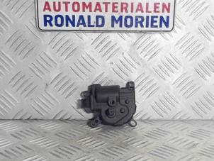 Usados Motor de válvula de calefactor Ford Galaxy (WA6) 2.0 TDCi 16V 140 Precio € 10,00 Norma de margen ofrecido por Automaterialen Ronald Morien B.V.